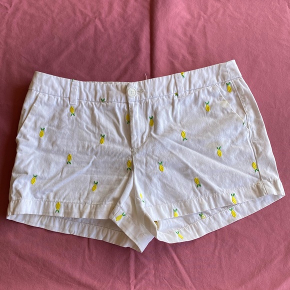 FIVE pairs of women size 4 shorts! Mix of Merona AND Simlply Vera (Wang) brand. - Picture 4 of 7